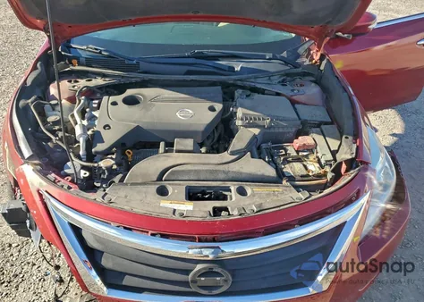 2013 Nissan Altima 2.5 z USA, uszkodzony, nr VIN 1N4AL3AP7DC912398